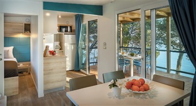 Jaro u moře autem - Istra Resort