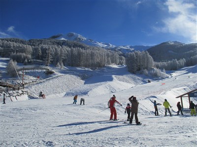 Les Orres – Les Terrasses du Soleil d'Or, Le Parc des Airelles - sjezdovky a bobová dráha v Les Orres 1800