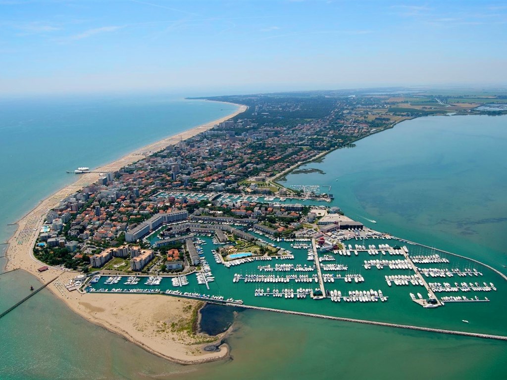 Nabídka pro kolektivy – Bella Italia Efa Sports Village