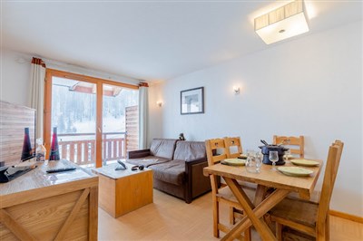 Les Orres – Les Terrasses du Soleil d'Or, Le Parc des Airelles - interiér rezidence Le Parc des Airelles - ap.6 - obývací místnost