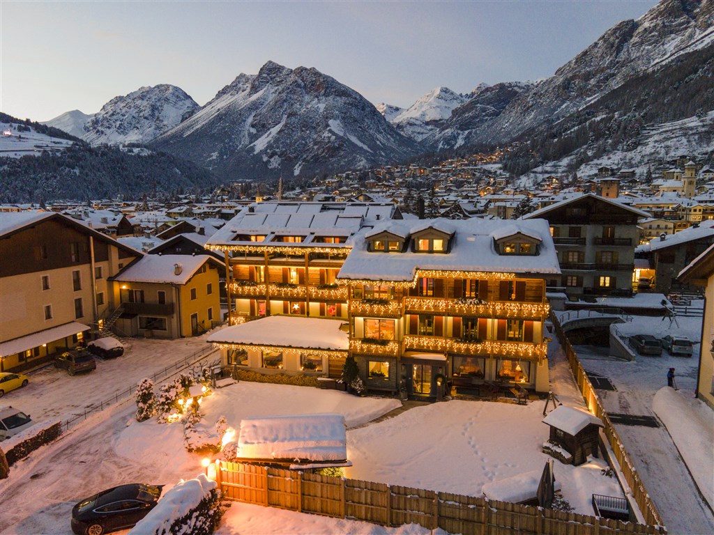 Bormio/San Colombano/Santa Caterina – Hotel Genzianella, Funivia Bormio Active Hotel - Hotel Genzianella