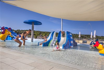 Jaro u moře - Lanterna Resort