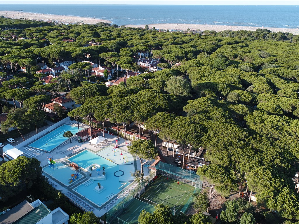 Mare e Pineta International Camping