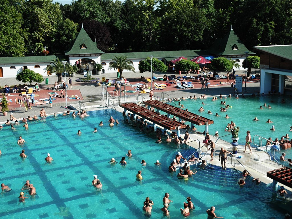 Termály Harkány, gastronomie a historie Maďarska