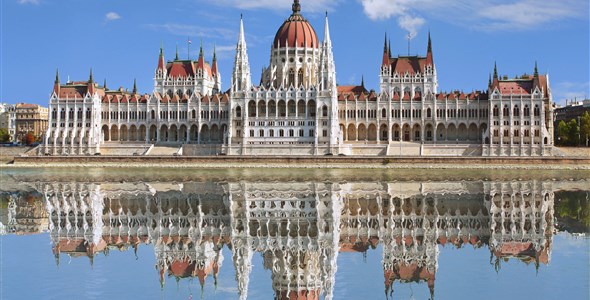 Budapešť a termály Szechényi