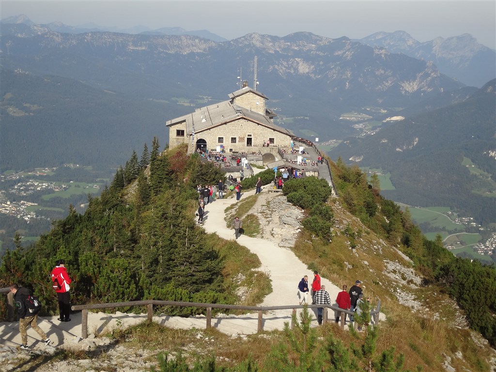 Orlí hnízdo, Salzburg a jezera Solné komory