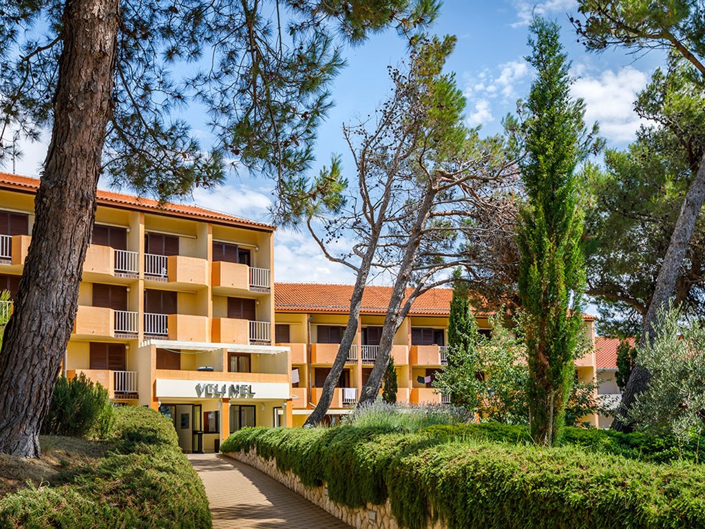 Veli Mel Hotel