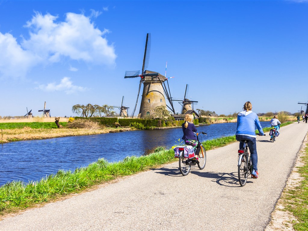 Holandsko - země sýrů, větrných mlýnů a grachtů