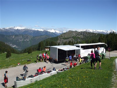 Lago di Garda - sever, Monte Baldo a Tremalzo